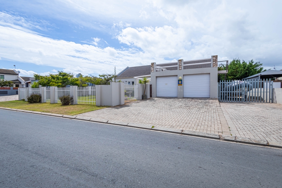3 Bedroom Property for Sale in Country Club Western Cape